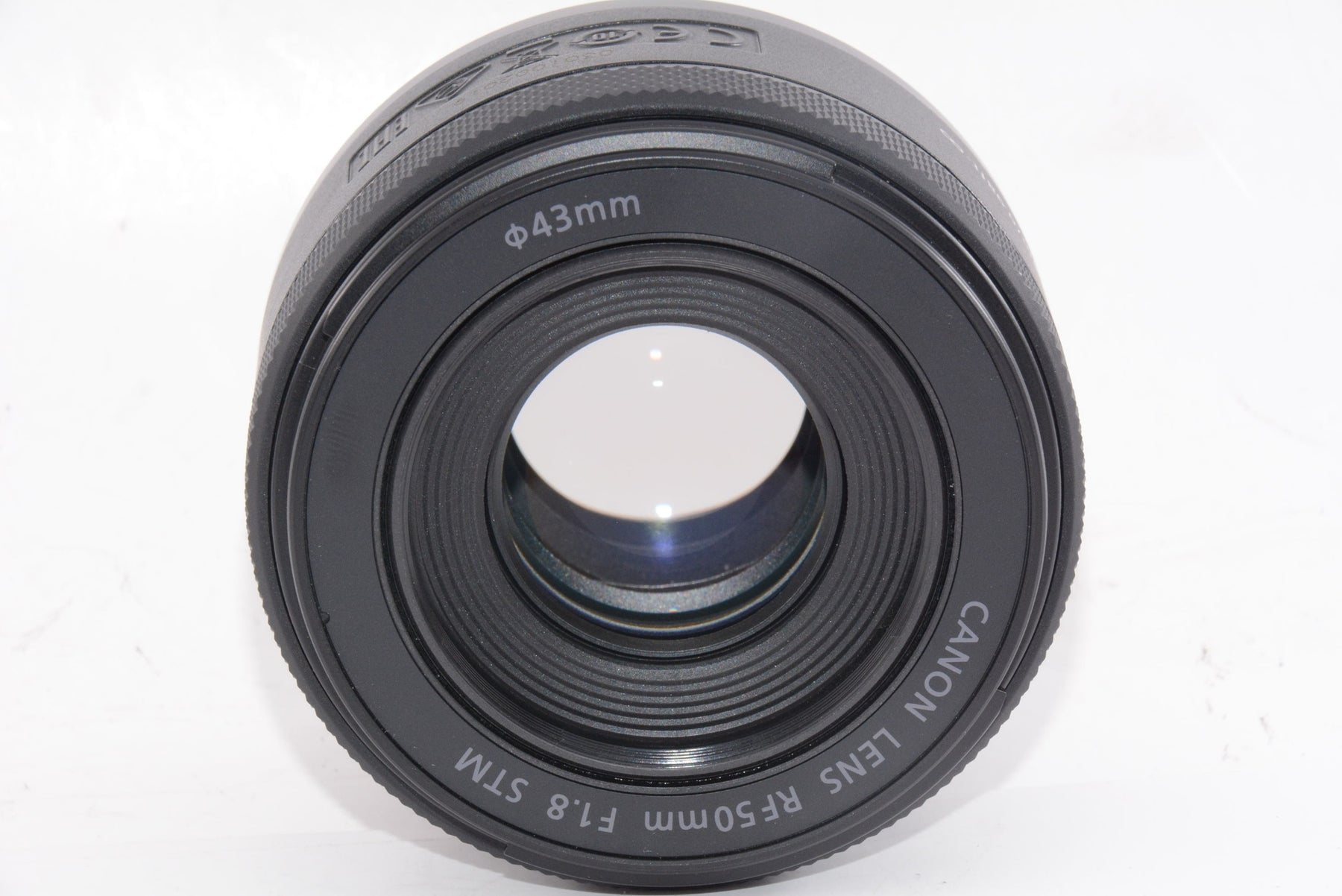 【外観特上級】Canon RF50mm F1.8 STM (4514C002)。