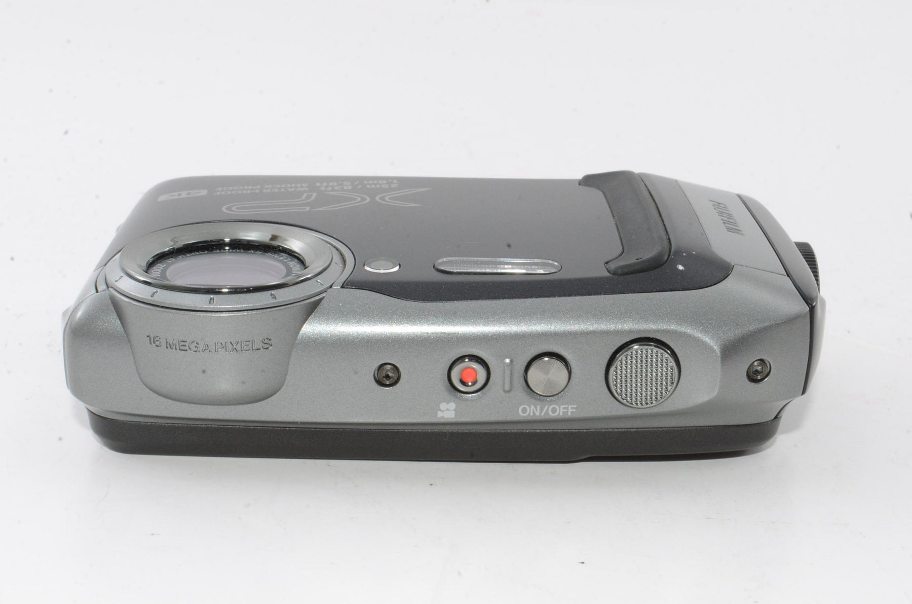 【ほぼ新品】FUJIFILM XP140 ダークシルバー FX-XP140DS
