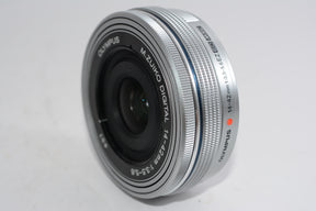【外観特上級】OLYMPUS M.ZUIKO DIGITAL ED 14-42mm F3.5-5.6 EZ SLV