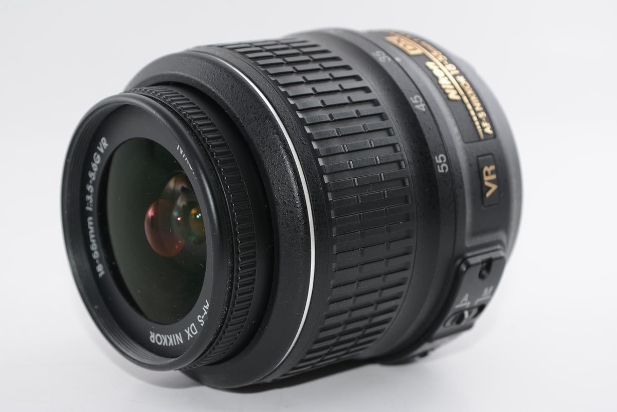 【外観特上級】Nikon 標準ズームレンズ AF-S DX NIKKOR 18-55mm f3.5-5.6G VR
