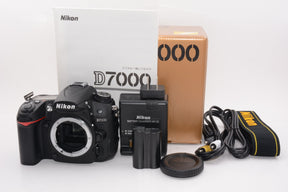 【外観特上級】Nikon デジタル一眼レフカメラ D7000 ボディー