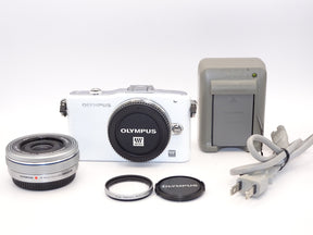 【外観並級】OLYMPUS ミラーレス一眼 PEN mini E-PM1 レンズキット ホワイト E-PM1 LKIT WHT