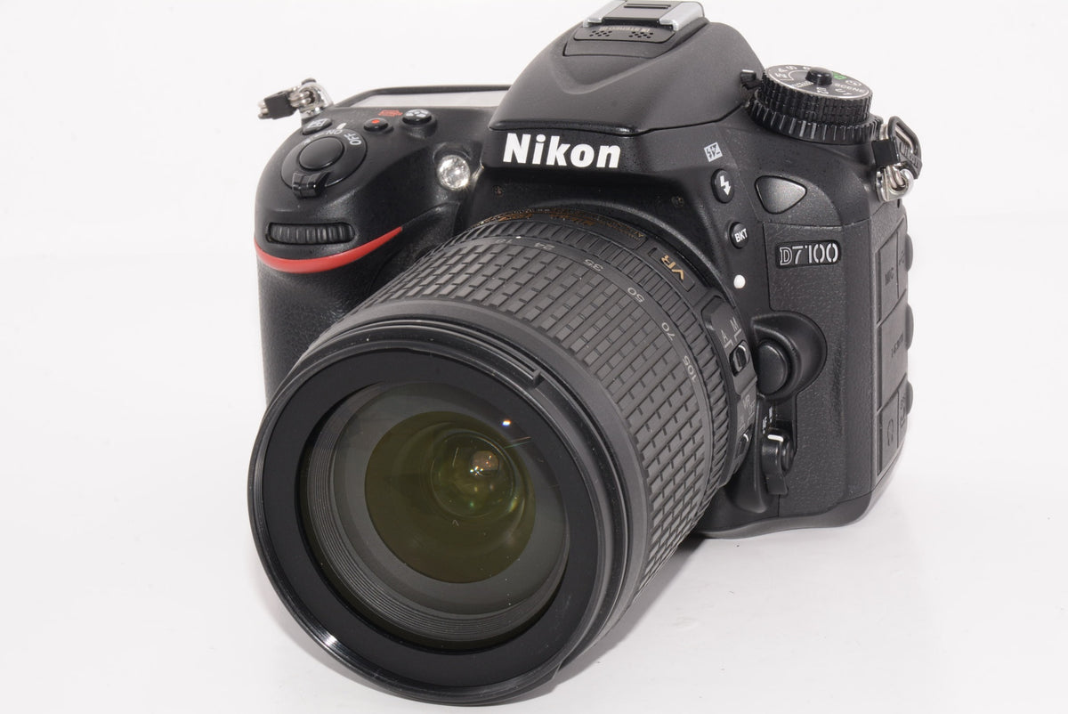 【外観特上級】Nikon D7100 18-105VRレンズキット