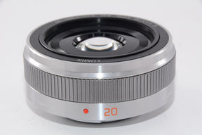 【外観特上級】パナソニック 単焦点レンズ マイクロフォーサーズ用 ルミックス G 20mm/F1.7 II ASPH. シルバー H-H020A-S