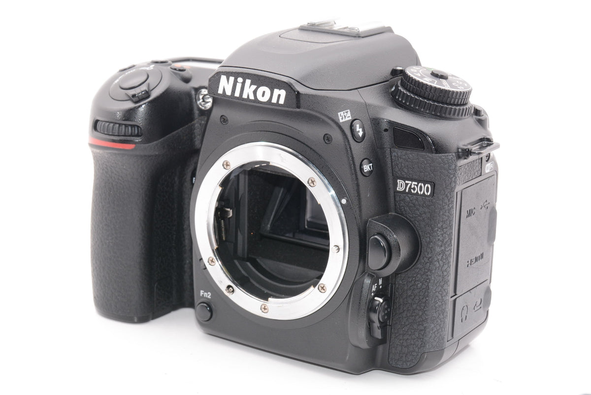 【外観特上級】Nikon デジタル一眼レフカメラ D7500 ボディ ブラック