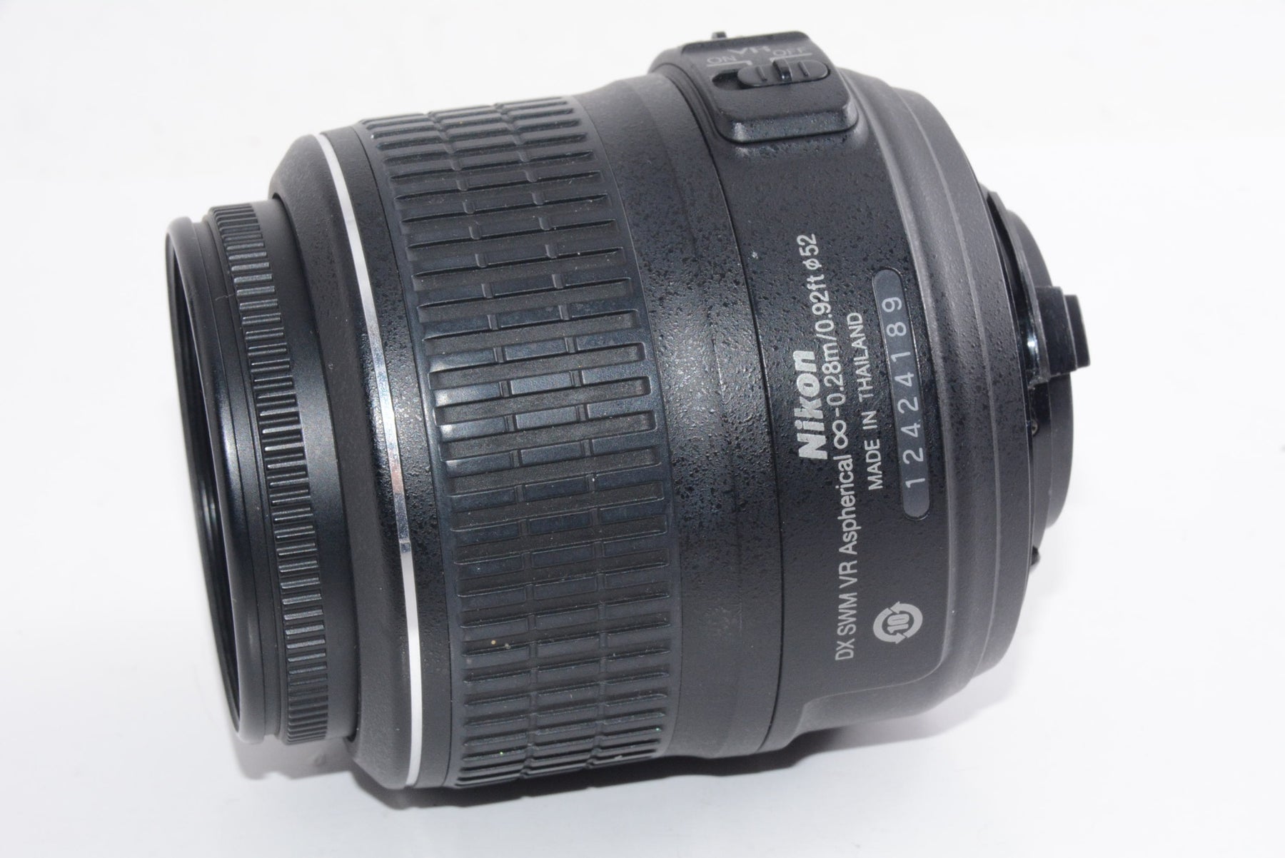 【外観並級】Nikon 標準ズームレンズ AF-S DX NIKKOR 18-55mm f3.5-5.6G VR