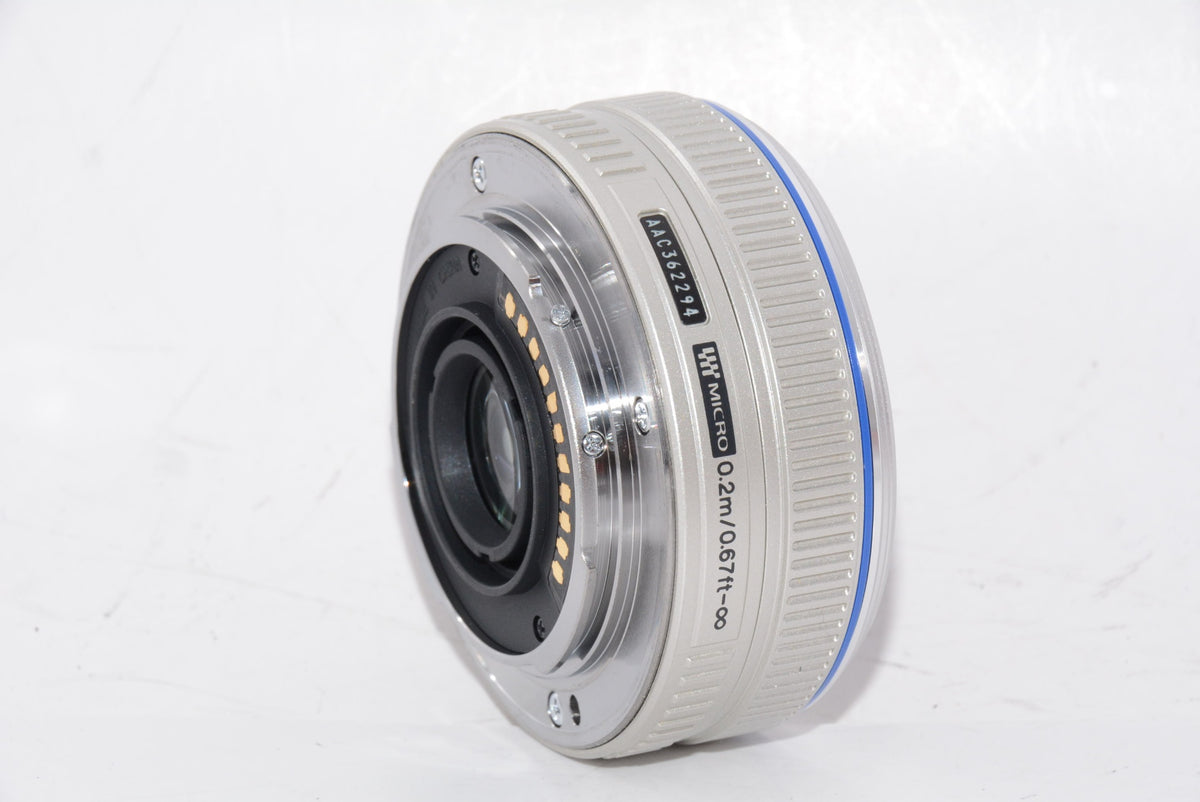 【外観特上級】OLYMPUS パンケーキレンズ M.ZUIKO DIGITAL 17mm F2.8 シルバー