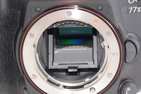 【外観特上級】Sony A77II Digital SLR Camera