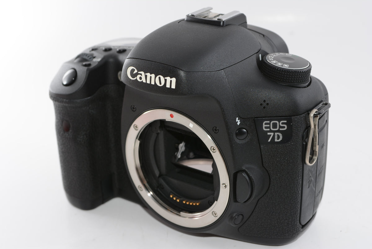 【外観特上級】Canon デジタル一眼レフカメラ EOS 7D ボディ EOS7D