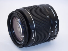 【外観特上級】Canon 標準ズームレンズ EF-S18-55mm F3.5-.5.6 IS II