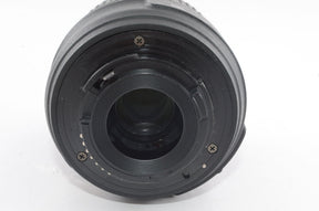 【外観特上級】Nikon 標準ズームレンズ AF-S DX NIKKOR 18-55mm f3.5-5.6G VR