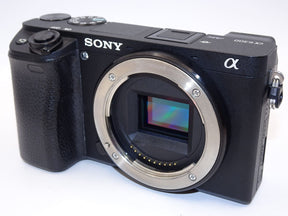 【外観並級】ソニー SONY ミラーレス一眼 α6300 パワーズームレンズキット E PZ 16-50mm F3.5-5.6 OSS ブラック ILCE-6300L B
