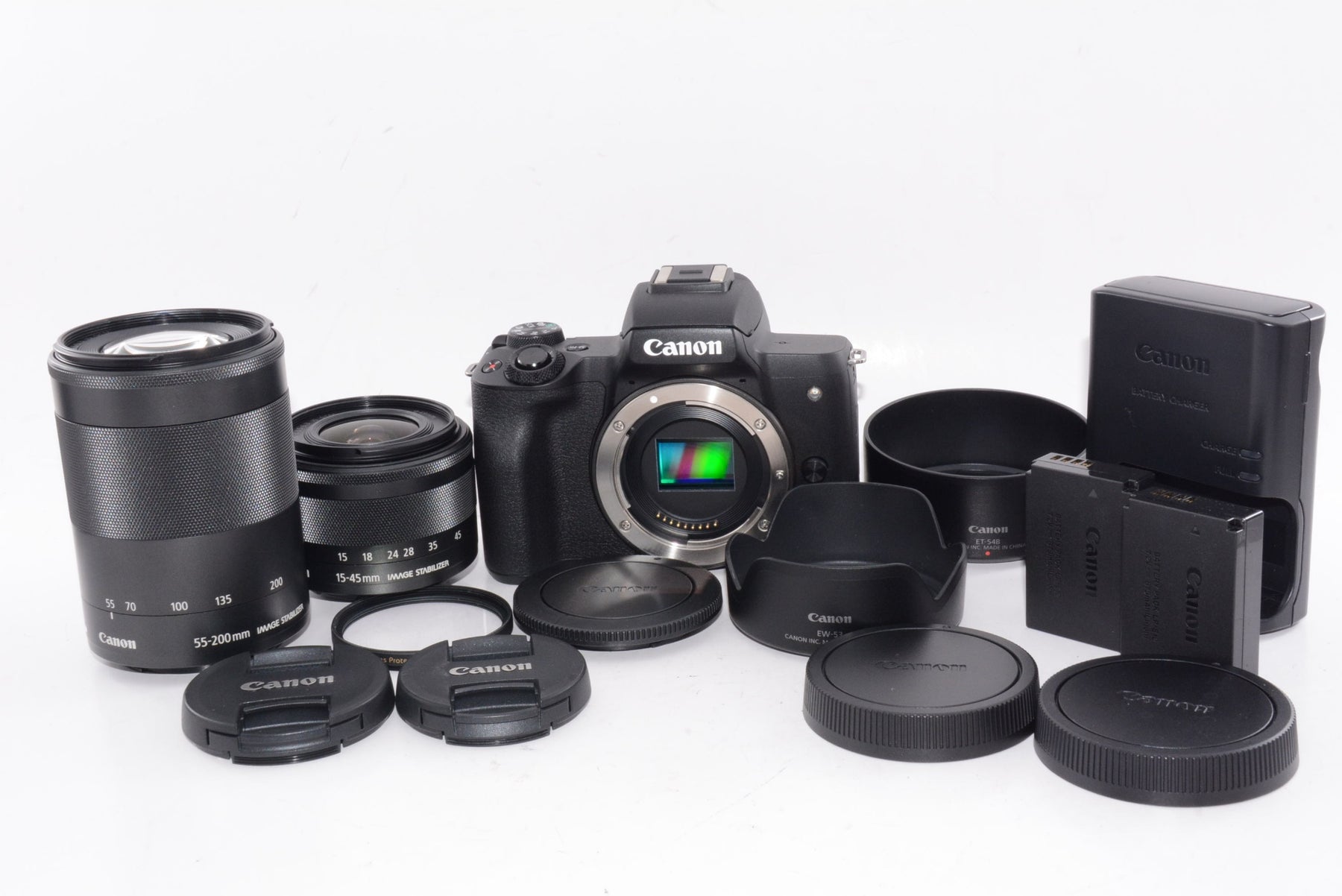 【外観特上級】Canon ミラーレス一眼カメラ EOS Kiss M ダブルズームキット ブラック