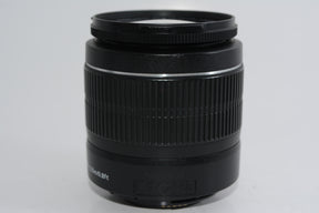 【外観並級】Canon 標準ズームレンズ EF-S18-55mm F3.5-.5.6 IS II