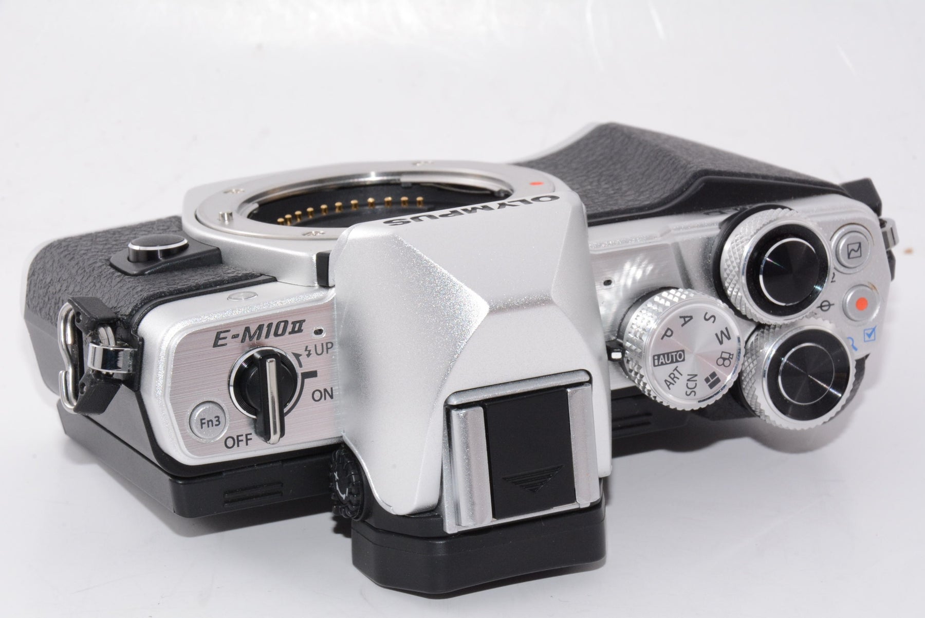 【外観特上級】OLYMPUS ミラーレス一眼 OM-D E-M10 MarkII ボディー ブラック