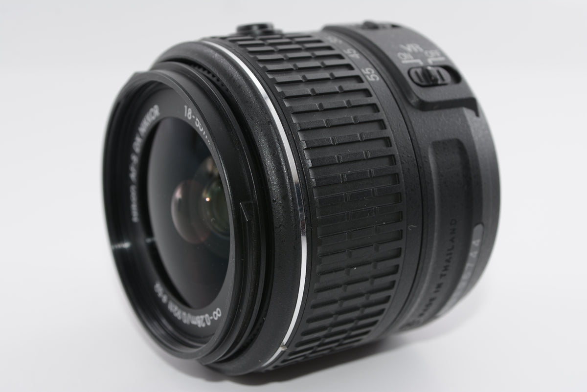 【外観特上級】Nikon 標準ズームレンズ AF-S DX NIKKOR 18-55mm f/3.5-5.6G VR II
