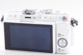 【外観並級】OLYMPUS ミラーレス一眼 PEN Lite E-PL6 レンズキット ホワイト E-PL6 LKIT WHT