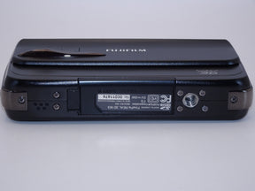 【外観特上級】FUJIFILM 3Dデジタルカメラ FinePix REAL 3D W3 F FX-3D W3