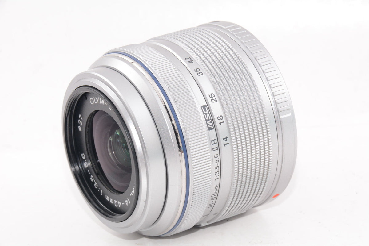 【外観特上級】OLYMPUS M.ZUIKO DIGITAL 14-42mm F3.5-5.6 II シルバー