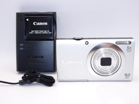 【外観特上級】Canon デジタルカメラ PowerShot A2400IS シルバー