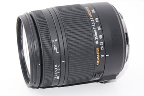 【外観特上級】SIGMA 高倍率ズームレンズ 18-250mm F3.5-6.3 DC MACRO OS HSM キヤノン用 APS-C専用 883546