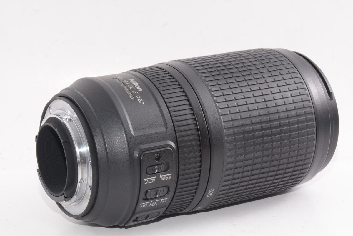 【外観特上級】Nikon AF-S VR Zoom Nikkor 70-300mm f/4.5-5.6G IF-ED