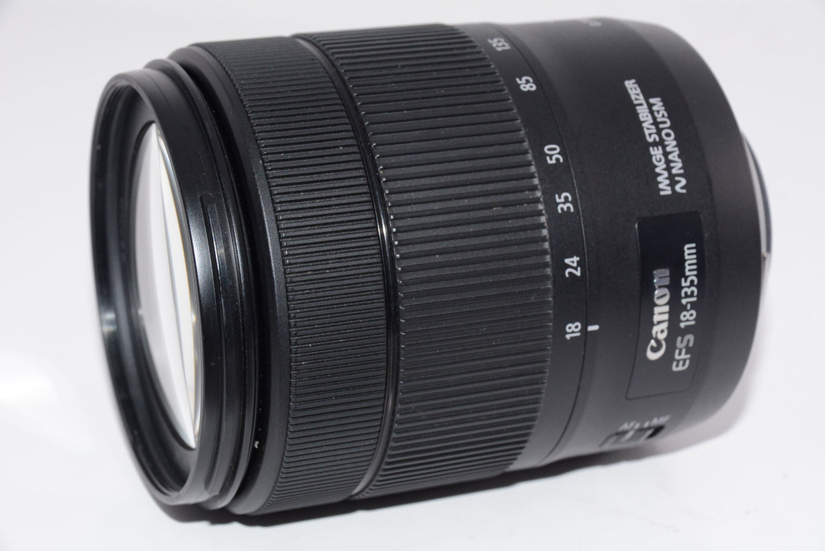 【外観特上級】Canon 標準ズームレンズ EF-S18-135㎜ F3.5-5.6 IS USM APS-C対応