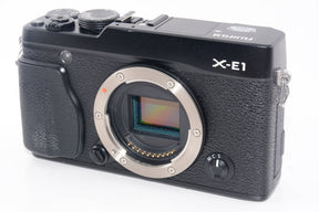 【外観並級】FUJIFILM ミラーレス一眼 X-E1 ボディ ブラック FX-X-E1B