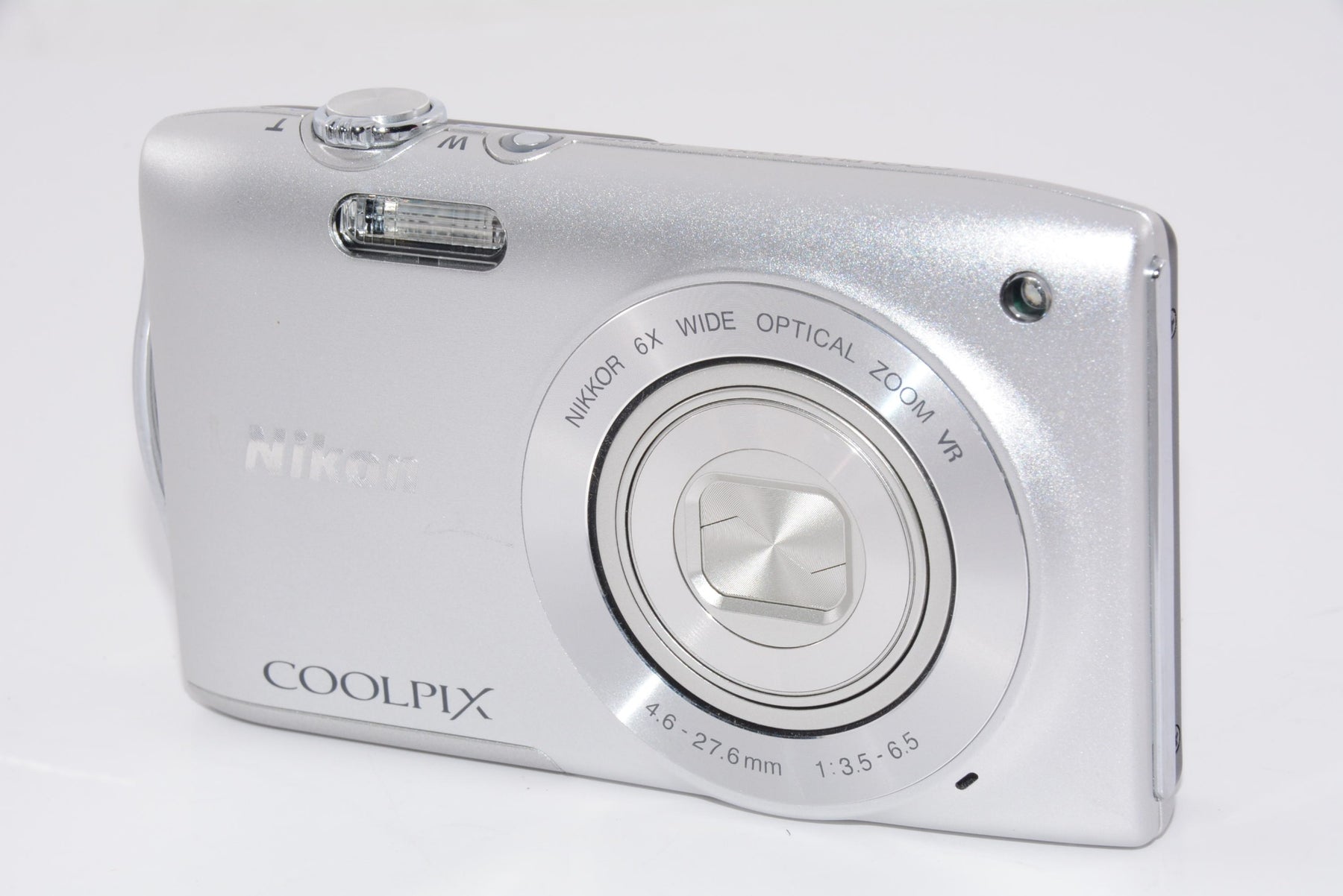 【外観特上級】Nikon デジタルカメラ COOLPIX (クールピクス) S3300 クリスタルシルバー S3300SL