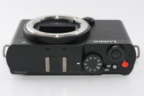 【ほぼ新品】パナソニック フルサイズ ミラーレス一眼カメラ ルミックス S9-K ボディ