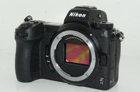 【外観特上級】Nikon ミラーレスカメラ 一眼 Z7II ボディ black