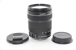 【外観特上級】Canon 標準ズームレンズ EF-S18-135mm F3.5-5.6 IS STM