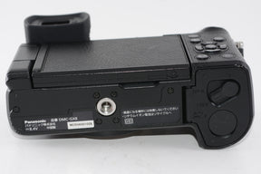【外観特上級】パナソニック ミラーレス一眼カメラ ルミックス GX8 ボディ