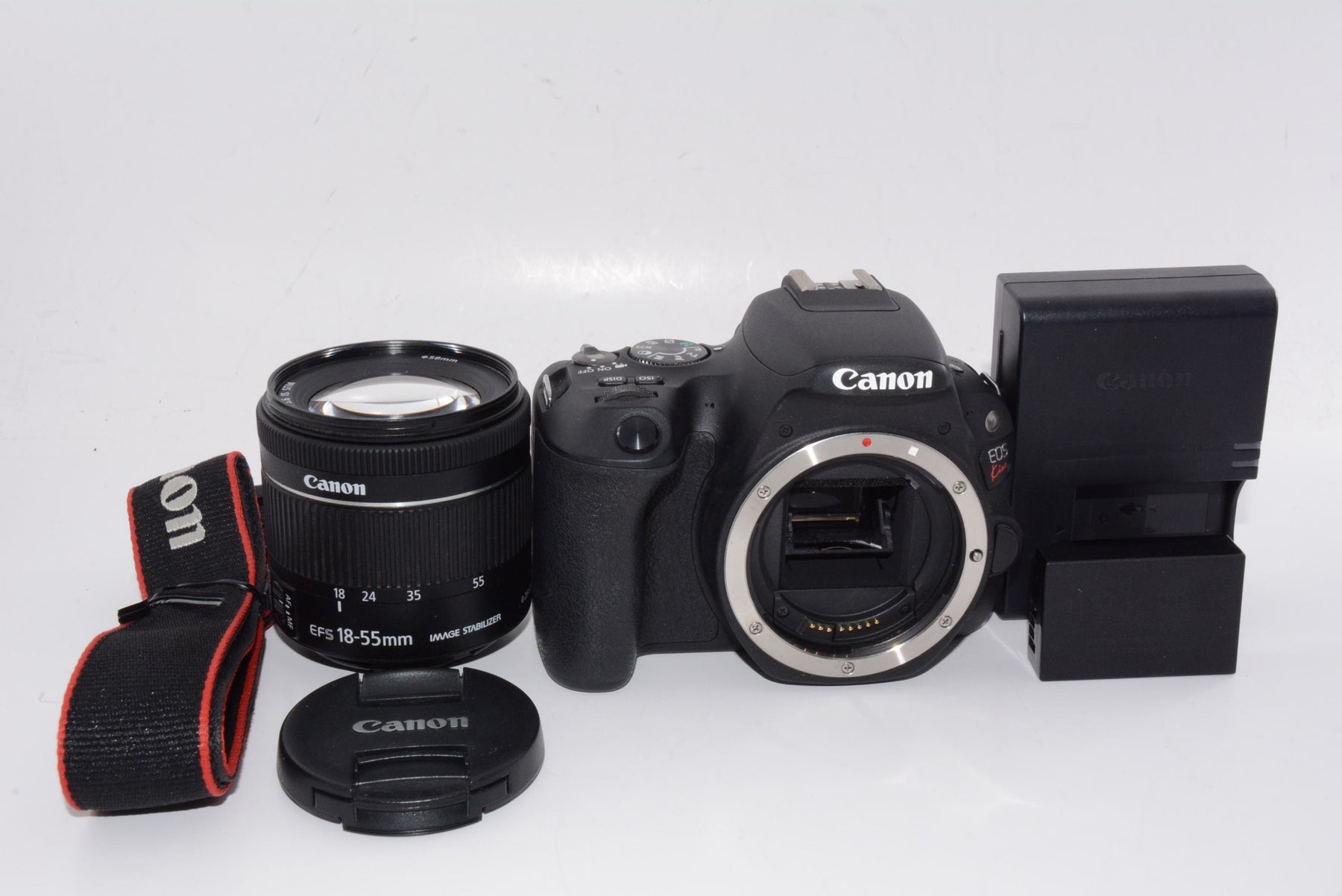 【外観並級】Canon デジタル一眼レフカメラ EOS Kiss X9 EF-S18-55 IS STM レンズキット