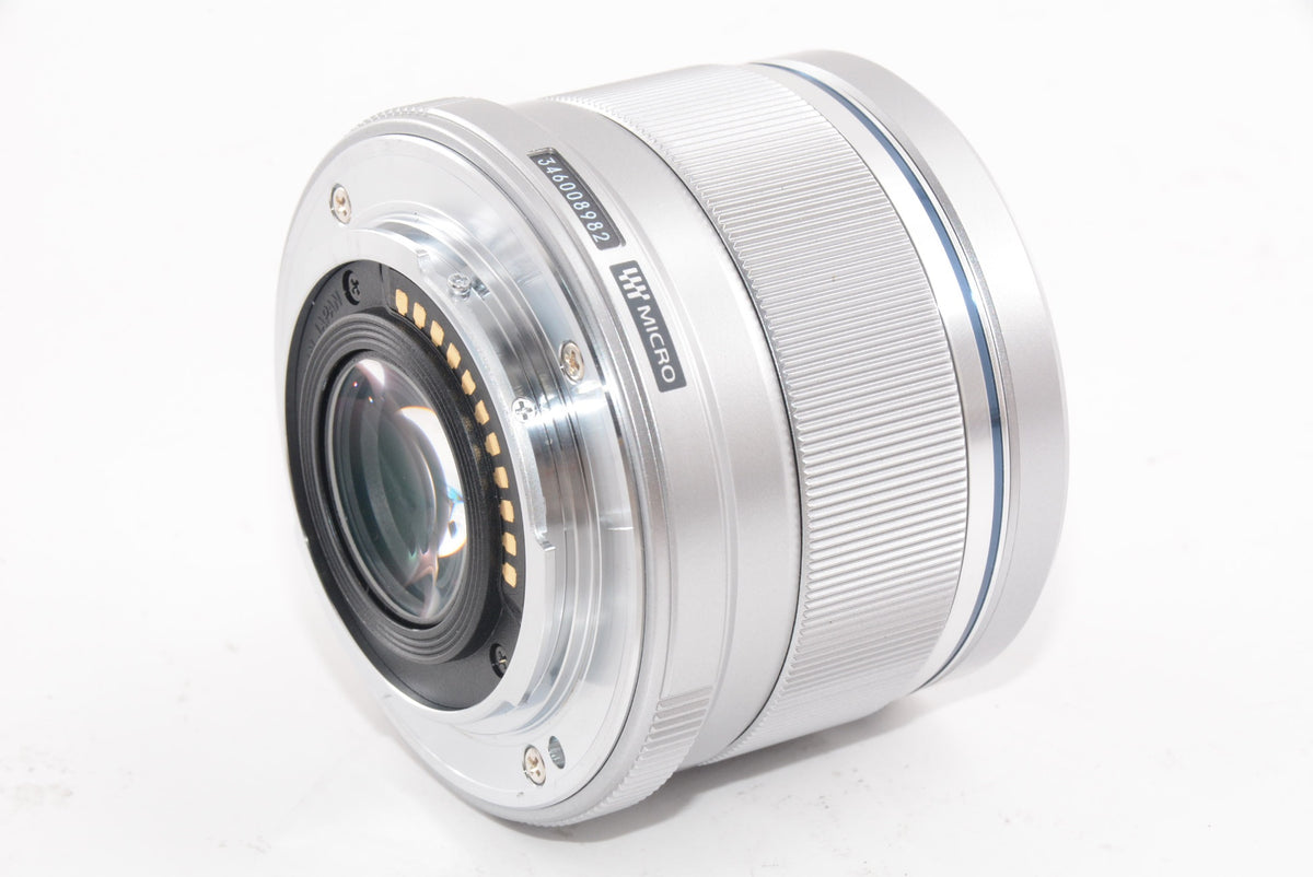 【外観特上級】OLYMPUS M.ZUIKO DIGITAL 25mm F1.8 シルバー マイクロフォーサーズ用 単焦点レンズ