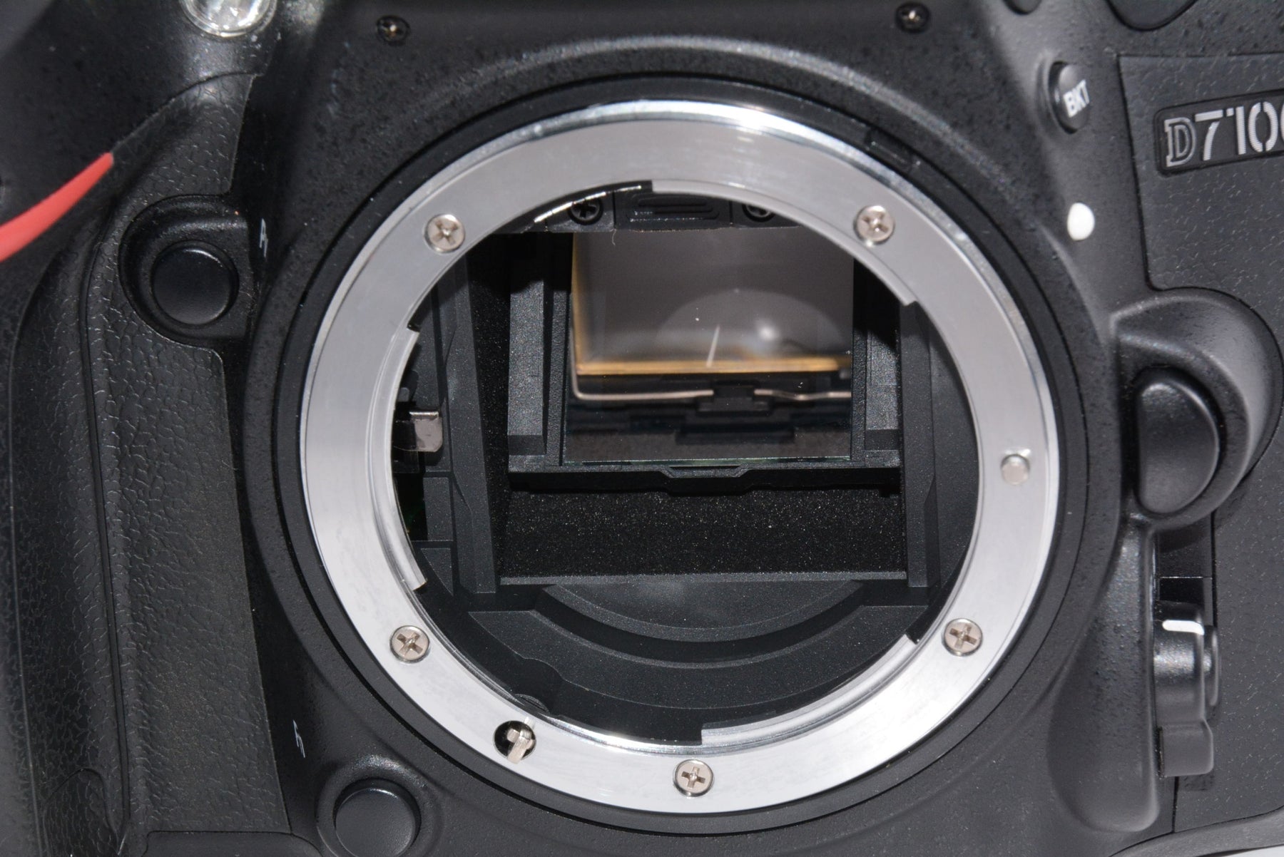 【外観特上級】Nikon デジタル一眼レフカメラ D7100 ボディー D7100