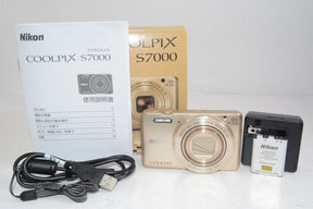 【外観特上級】Nikon デジタルカメラ COOLPIX S7000 ゴールド