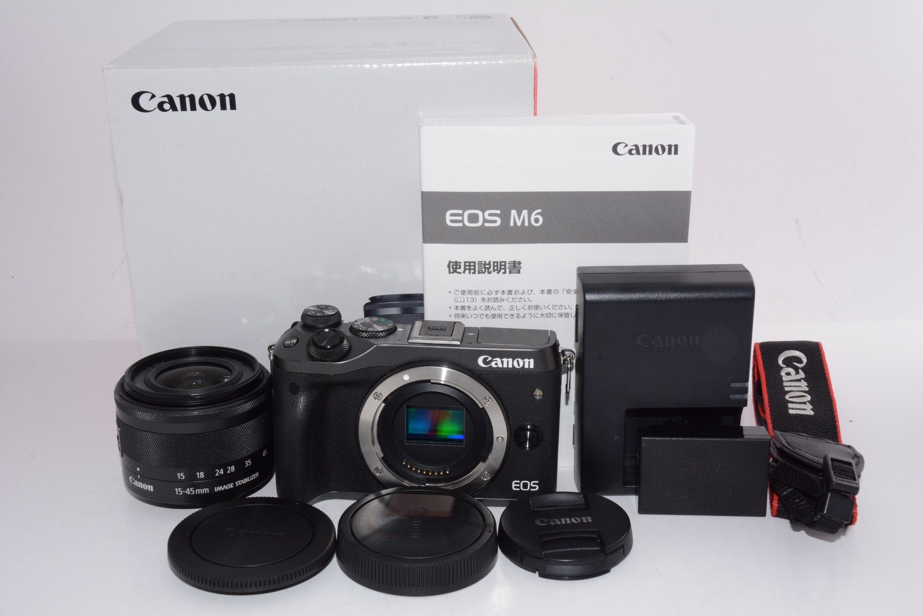 【外観特上級】Canon ミラーレス一眼カメラ EOS M6 レンズキット(ブラック) EF-M15-45mm F3.5-6.3 IS STM 付属 EOSM6BK-1545ISSTMLK