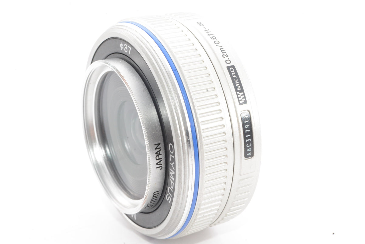 【外観特上級】OLYMPUS パンケーキレンズ M.ZUIKO DIGITAL 17mm F2.8 シルバー