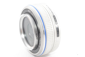 【外観特上級】OLYMPUS パンケーキレンズ M.ZUIKO DIGITAL 17mm F2.8 シルバー