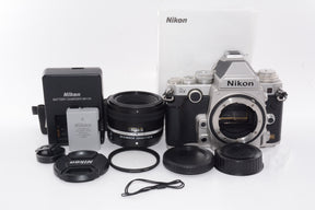 【外観特上級】Nikon デジタル一眼レフカメラ Df 50mm f/1.8G キット シルバー
