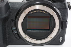 【外観特上級】Nikon ミラーレスカメラ 一眼 Z6 ボディ
