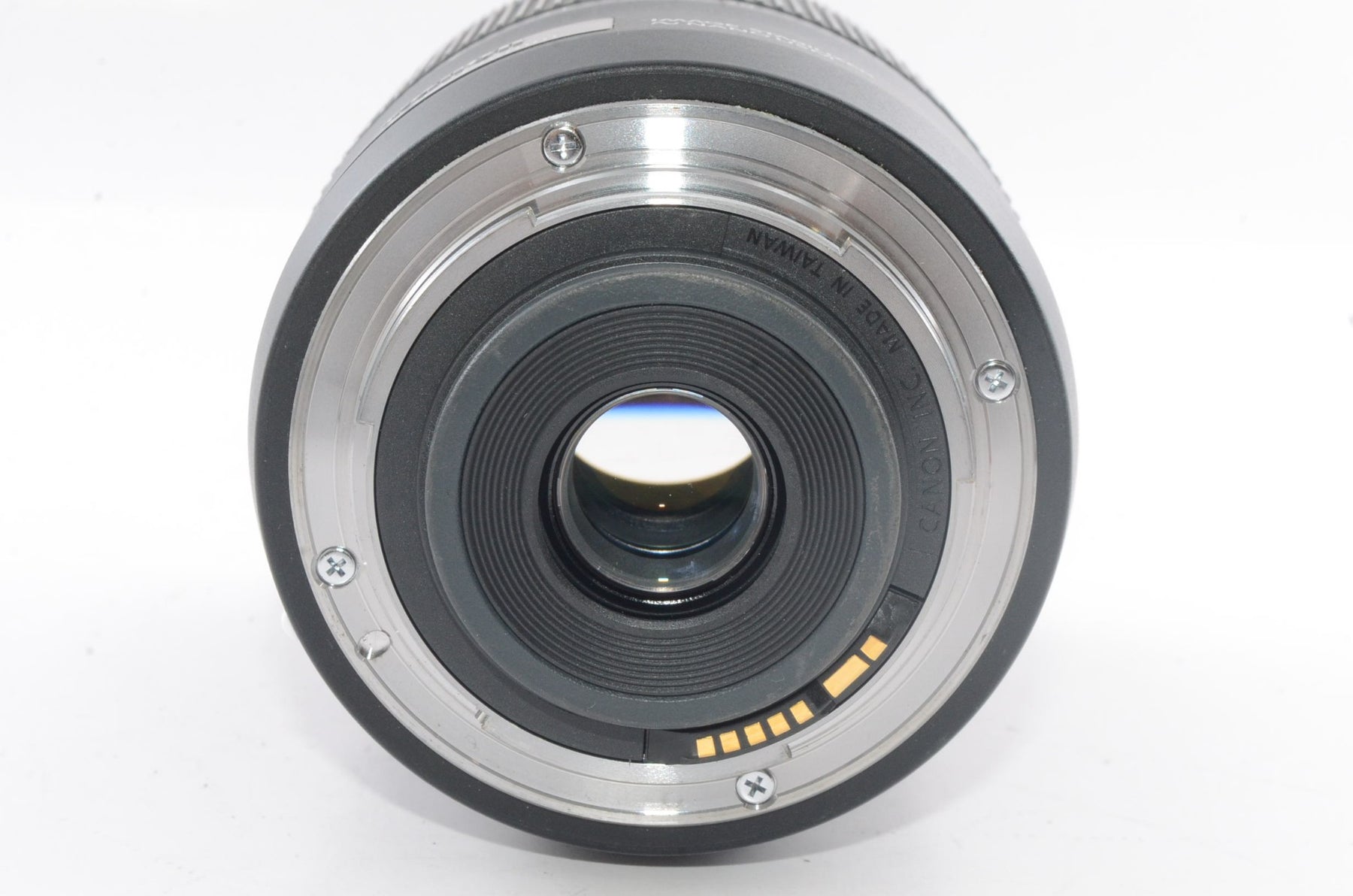 【外観並級】Canon 標準ズームレンズ EF-S18-135㎜ F3.5-5.6 IS USM APS-C対応