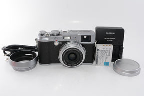 【外観並級】Fujifilm FinePix x100 シルバー デジタルカメラ