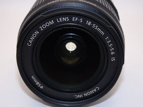 【外観特上級】Canon 標準ズームレンズ EF-S18-55mm F3.5-5.6 IS