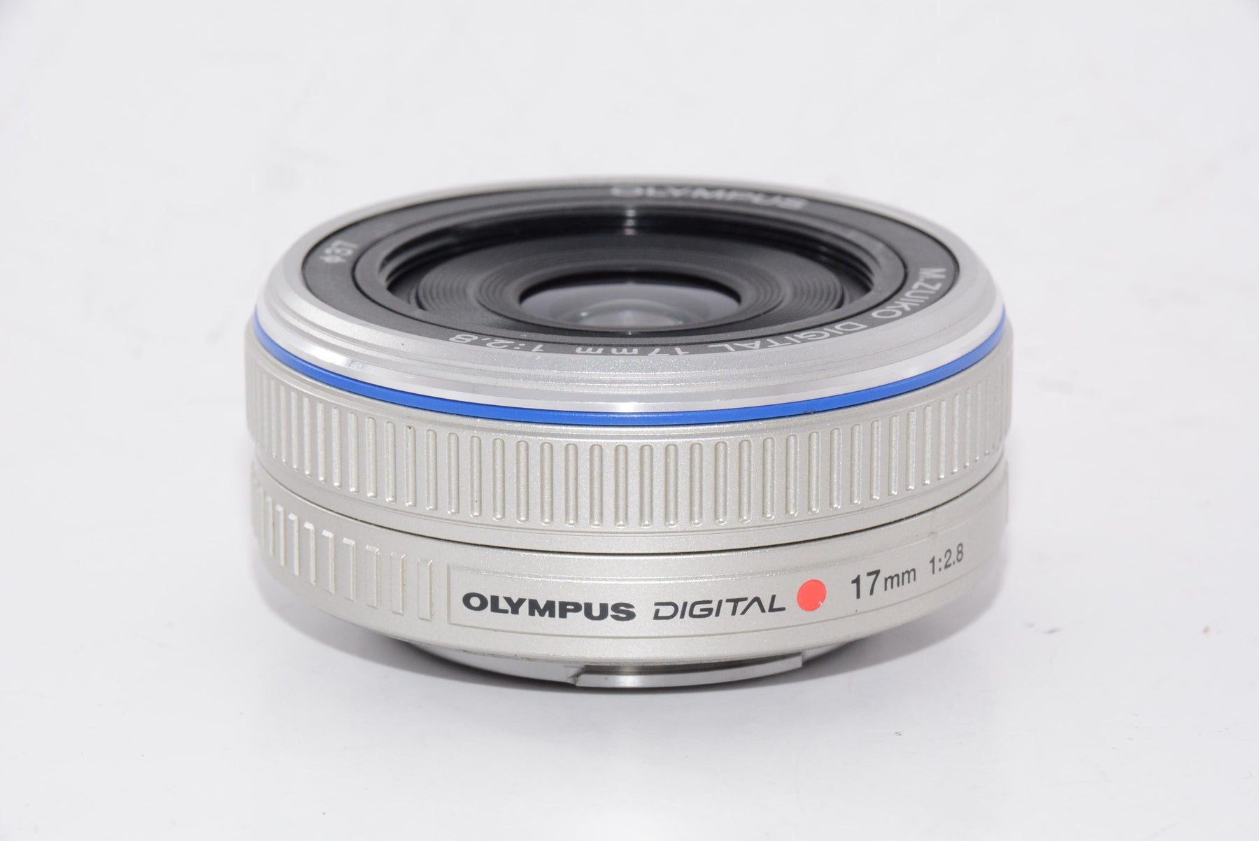 【外観特上級】OLYMPUS パンケーキレンズ M.ZUIKO DIGITAL 17mm F2.8 シルバー