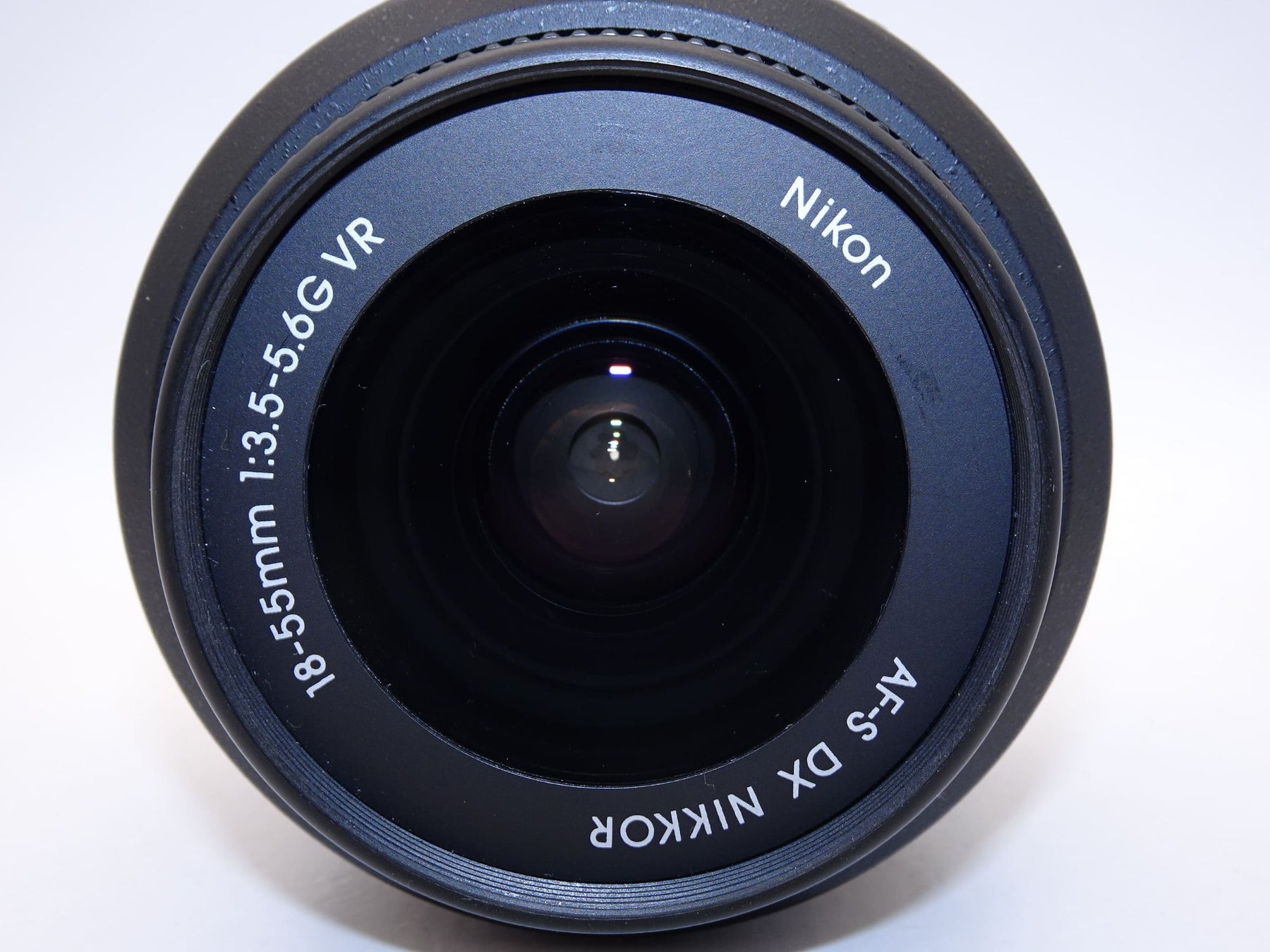 【外観並級】Nikon 標準ズームレンズ AF-S DX NIKKOR 18-55mm f3.5-5.6G VR