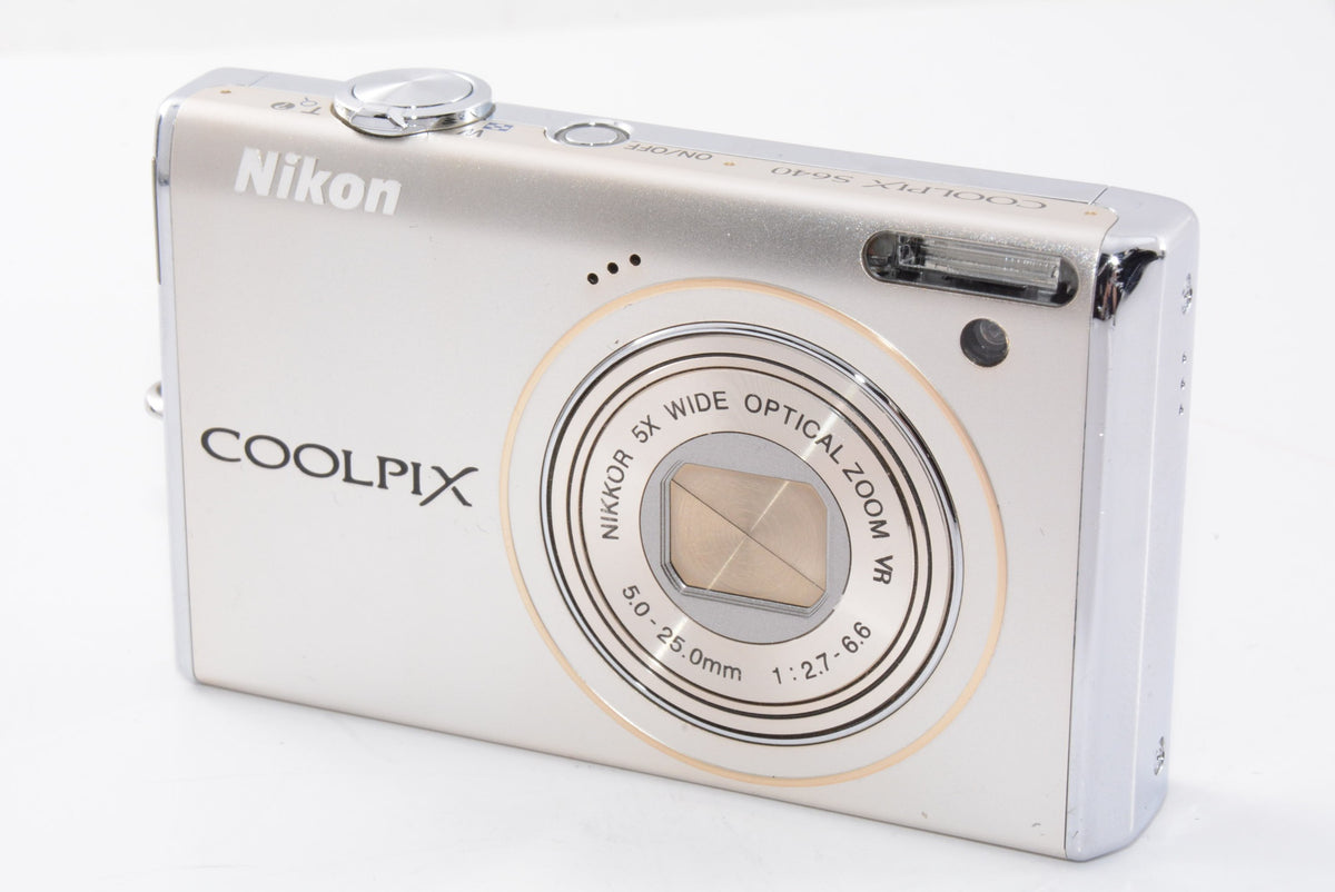 【外観特上級】Nikon デジタルカメラ COOLPIX (クールピクス) S640 アイスシルバー S640SL