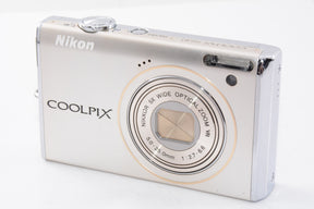 【外観特上級】Nikon デジタルカメラ COOLPIX (クールピクス) S640 アイスシルバー S640SL