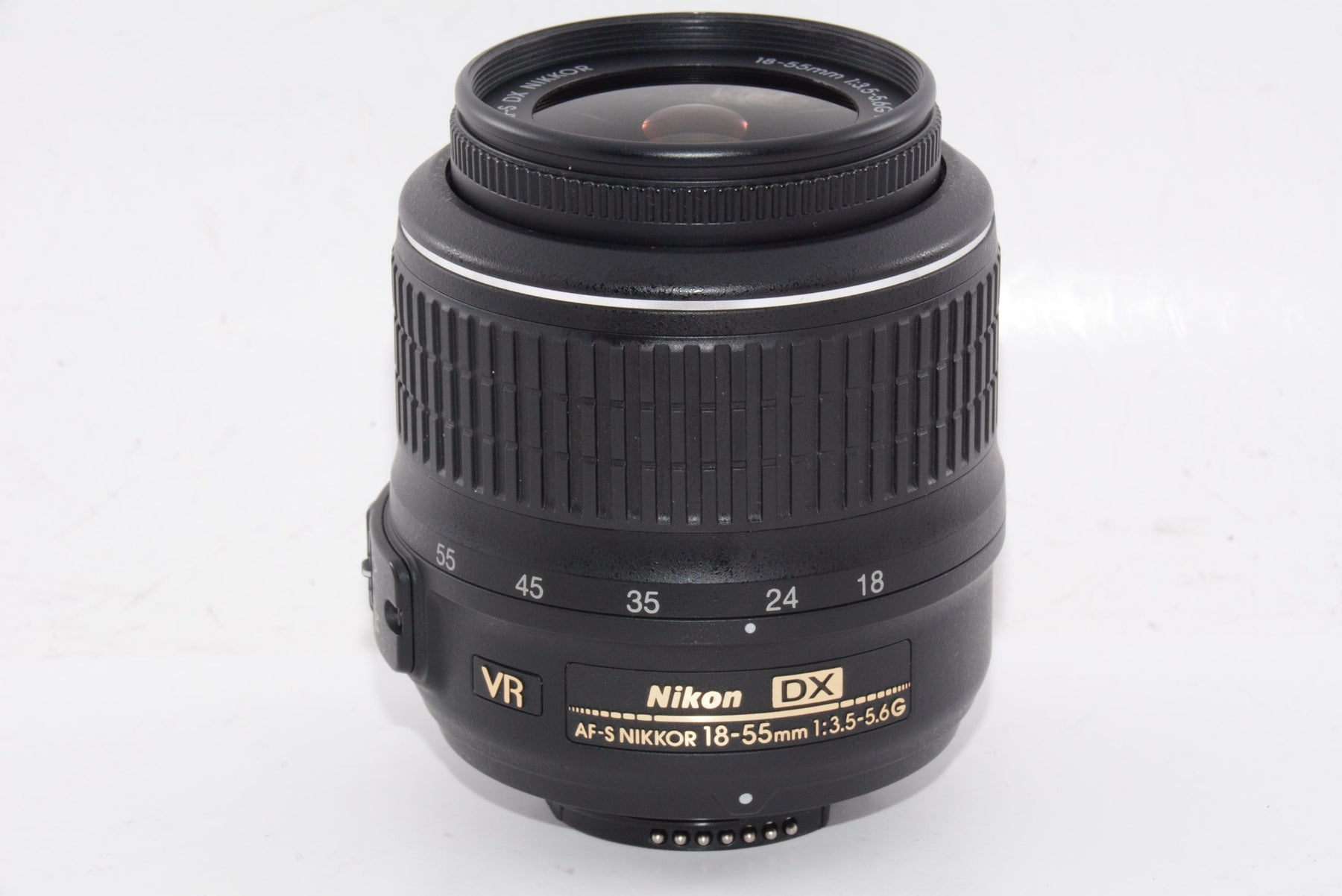 【外観特上級】Nikon 標準ズームレンズ AF-S DX NIKKOR 18-55mm f3.5-5.6G VR